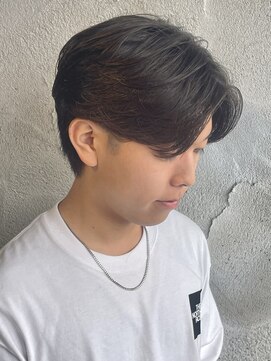 ニアウ 高崎店(Niau) メンズセンターパートニュアンスパーマ群馬高崎眉毛