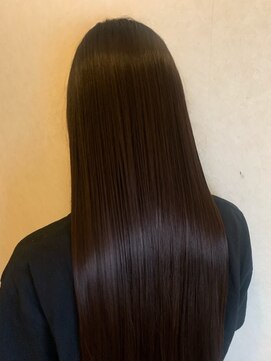 ルッソ チアロ(Lusso chiaro) 暗髪/艶カラー/髪質改善/ストレート/30代40代50代