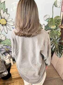 バンビ プライベート サロン(Bambi private salon) グラデーションカラー*ベージュ*Bambi松平愛