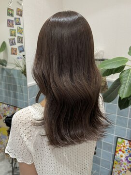 アッシュベージュ