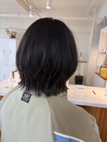 ラナ(LANA)&nbsp;レイヤーボブで楽しむ春スタイル