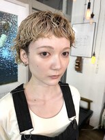 ラプト(rapt)&nbsp;刈り上げワイドバングマッシュウルフパーマ