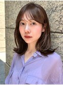 くびれミディアム/レイヤー/顔周り/小顔/ベージュ/20代30代
