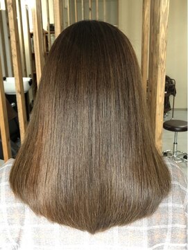 クシェル(kuschel) オリーブグレージュ