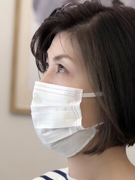 ボーイフレンド (Boyfriend) デザインカラーで白髪をおしゃれに