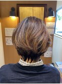 前下がりボブ