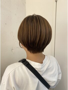 カウチ 板橋本町店(kauti) 首元スッキリ丸みショート!