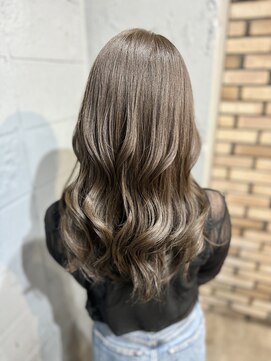 バルベストーキョーサウス(BARBES TOKYO SOUTH) トレンド感満載オリーブグレージュ【和泉】