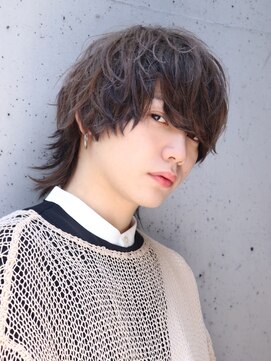 ネイビー(NAVY) マッシュウルフ ツートーンカラー ローライト ブリーチカラー