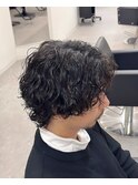 センターパートウルフスパイラルパーマ