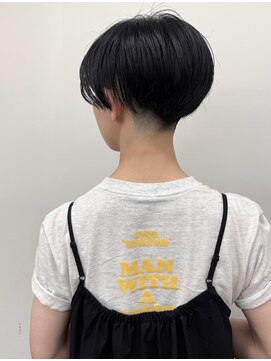 ラウンジ モリオ イケブクロ(Lounge MORIO Ikebukuro) 20代30代40代 刈り上げ女子 ハンサムショート 黒髪 池袋