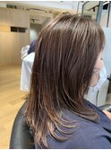 ブリーチハイライトの白髪ぼかし & レイヤーカット　archive垂水