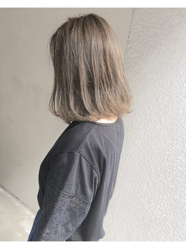 ヘアーアンドアトリエ マール(Hair&Atelier Marl) 【Marl】オリーブグレージュカラーのふんわりミディ♪