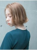 顎ラインのミニボブヘア
