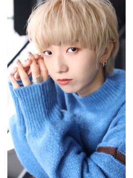 モナバイルーブル(MONA by Louvre) 【MONA】ブロンドショート