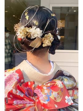 タイドヘア 茨木店(TIDE HAIR) 水引き_金箔アレンジ