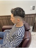 ワイルドアップバング　スキンフェード　メッシュ