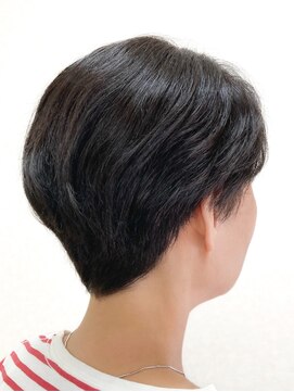 黄ぐまくん美容室 ショートレイヤー