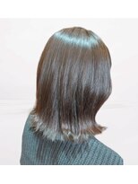 リンヘアー(Rin. hair) アッシュブラウン