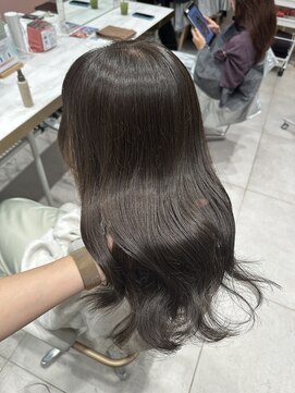 トイロ 渋谷(Toiro) 【友香】オリーブグレージュ/艶髪