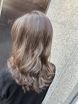 エルピス 中央林間店(elpis) 白髪を活かす白髪ぼかしハイライト