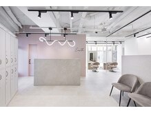 アース 菊名店(HAIR&MAKE EARTH)の雰囲気（キッズスペース有の店内【白髪染め/白髪ぼかし/髪質改善】）