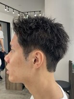 フイ 新宿3丁目(Hui)&nbsp;フェザーパーマ/グレーブルーカラー/刈り上げショートパンク