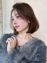 前下がりショートボブで絶壁解消！小顔に見えるひし形シルエット