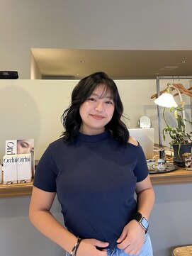 ウェチカ(wechica) ミディアムレイヤーカット