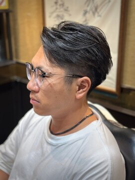 レオヘアワークス(LEO HAIR WORKS) ビジネスカット　刈り上げ　新潟　床屋