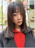 レイヤー/ミディアム・ロングレイヤー/顔まわり・フェイス20代
