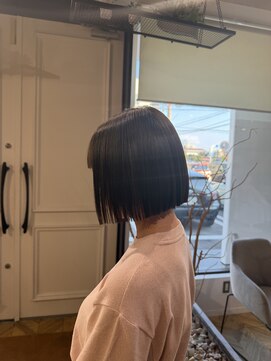 ヤテ(yate') きりっぱなしボブ