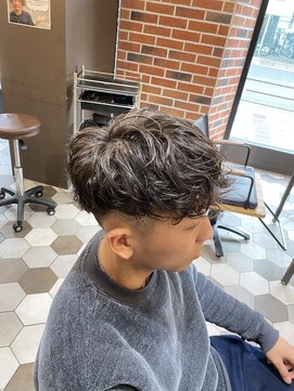 シェノン オム 梅田(CHAINON HOMME) スペインカール/MEN'S HAIR