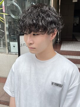 ローウェ オム 立川(LOUWE HOMME) 大きめカールの波巻きパーマ._.