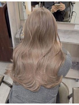 ティアム 渋谷店(Tiam shibuya) ダブルカラー/ケアブリーチ/ハッシュカット/小顔カット/韓国