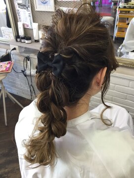 ヘアーブティック にし　NISHI 編み下ろしスタイル