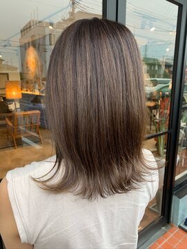 ディードア ヘア ヴィジョン(Ddoor hair vision) ハイライト×外ハネミデイ