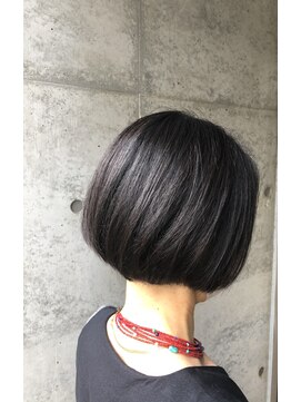 ファミーユラグ キチジョウジ(famille raugh) 小頭ショートボブ