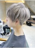 韓国マッシュツーブロックヘアハンサムショートアッシュカラー