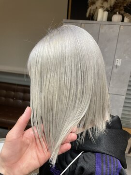 レオン(Re:ON) ホワイトベージュ