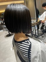 ピカイチ(pikaichi)&nbsp;*pikAicHi*前下がりぱつっとボブ