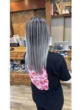 ヘアサロンアコール(Hair Salon acoord) グレーホワイト系バレイヤージュ