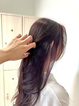 クルム(KURUMU) イヤリングカラー×深め紫