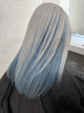 いろあそび 八王子 ホワイト×ペールブルー