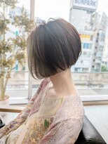 プレジール (Plaisir)&nbsp;内巻き前下がりボブ　40代50代60代新宿白髪染めインナーカラー