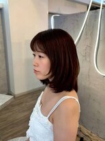 ヴィサージュバスク(VISAGE ba.s.k) 今っぽ小顔見せ!動きのある顔周りレイヤーミディアム