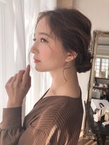 シンプルにかわいいお呼ばれスタイル