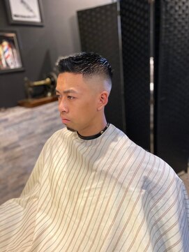 バーバーショップ レガロ(REGALO) ノーパート スキンフェードスタイル