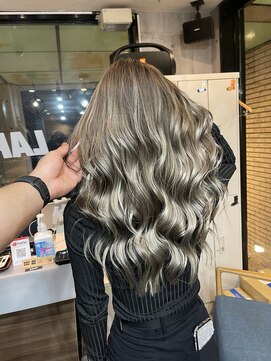 ラフ(LAFF) #バレイヤージュ#グレージュカラー#ボブウルフ#ココアベージュ