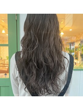 タリナ(Tarina) ロングパーマスタイル♪